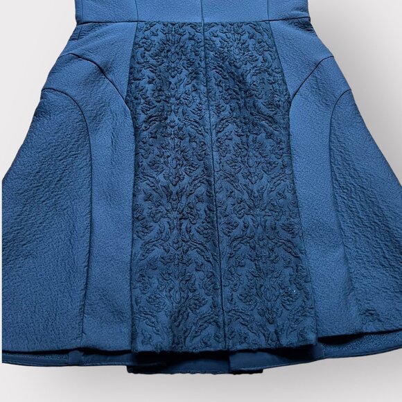 Tibi Size 8 Black Virgin Wool Worth Embroidered V-Neck Fit & Flare Mini Dress - Picture 13 of 13